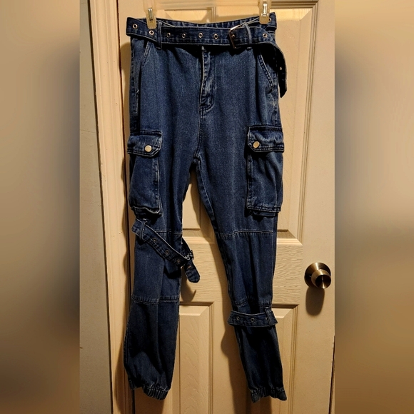 Shein Jean - Picture 1 of 8